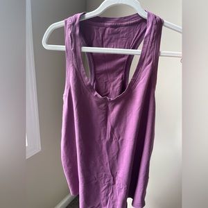 Lululemon tank size 4 💜